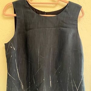Nic+Zoe special addition sleeveless blouse.